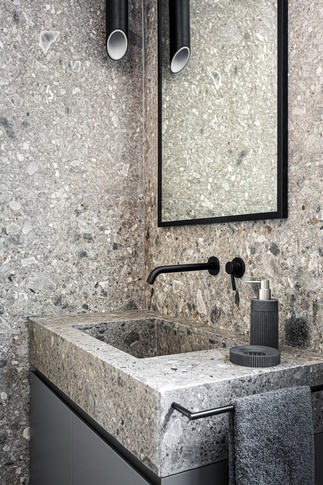Bagno in stile moderno di 5 di NOMADE ARCHITETTURA