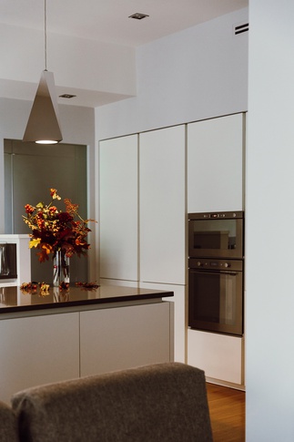 Cucina in stile contemporaneo di 15 di FAD Fucine Architettura Design