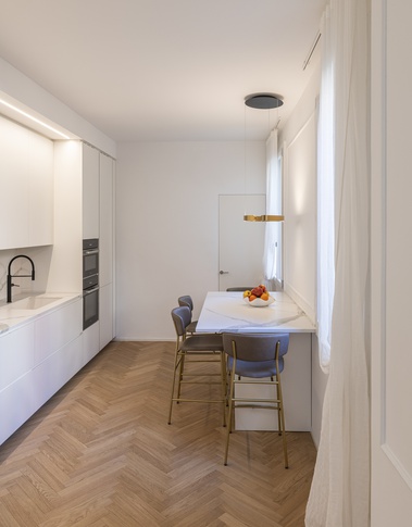 Cucina in stile contemporaneo di 17 di Studio Dom