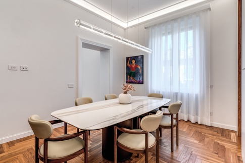 Sala da Pranzo in stile contemporaneo di 30 di MOB Architects