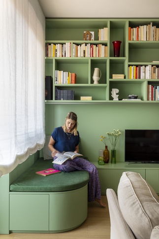 Soggiorno in stile moderno di 31 di Arch. Martina Pozzi MP_archistudio Soggiorno in stile moderno di 31 di Arch. Martina Pozzi MP_archistudio