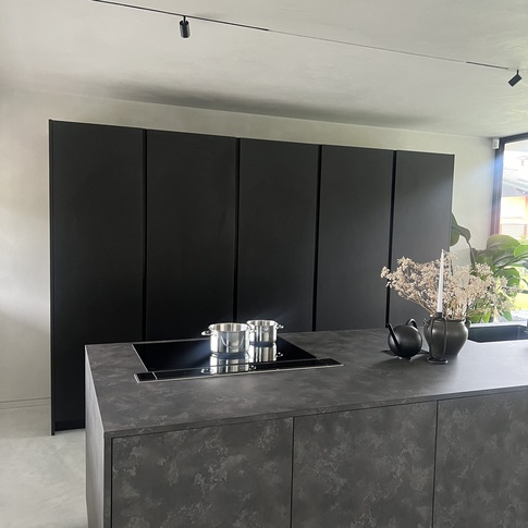 Cucina in stile minimal di 70 di Diletta Castagna Studio