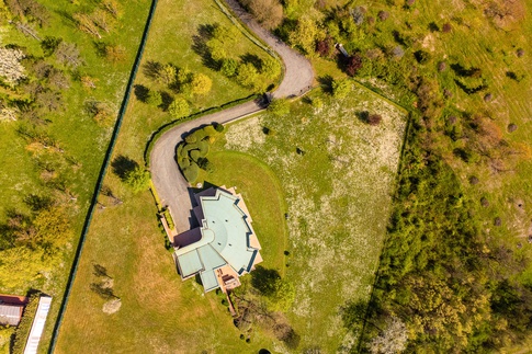 Giardino in stile anni '70 di 1800 di Greta Rosati Fotografa