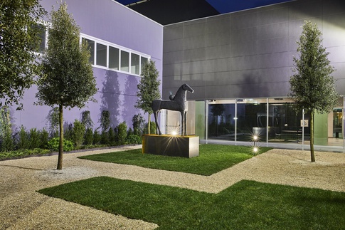 Giardino in stile industriale di 1200 di COLLETTIVO_INVƎRSO