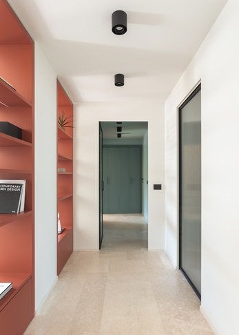 Ingresso in stile eclettico di 6 di Hop!Arch Ingresso in stile eclettico di 6 di Hop!Arch