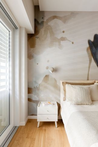 Camera da Letto in stile contemporaneo di 14 di Architetto Sara Edalatkhah