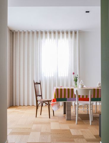 Open Space in stile contemporaneo di 25 di Michela Cordisco Studio