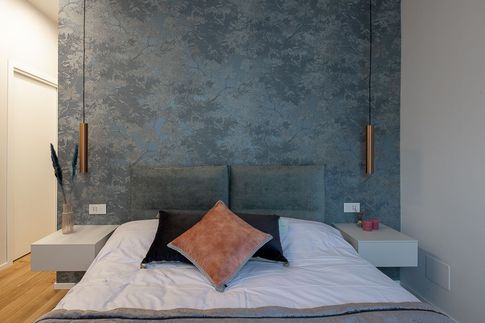 Camera da Letto in stile contemporaneo di 18 di Carola Ribotta architetto