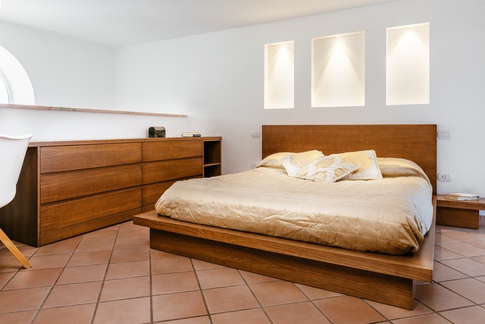 Camera da Letto in stile contemporaneo di 15 di MANUARINO architettura design comunicazione Camera da Letto in stile contemporaneo di 15 di MANUARINO architettura design comunicazione