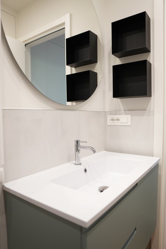 Bagno in stile mediterraneo di 4 di Rinnova Home 3d Bagno in stile mediterraneo di 4 di Rinnova Home 3d
