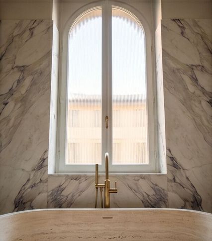 Bagno in stile contemporaneo di 10 di SaturninoStudio Architecture and Design Bagno in stile contemporaneo di 10 di SaturninoStudio Architecture and Design
