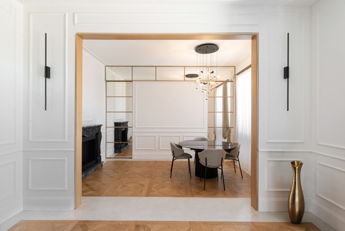 Sala da Pranzo in stile classico di 20 di Caprioli Architetti