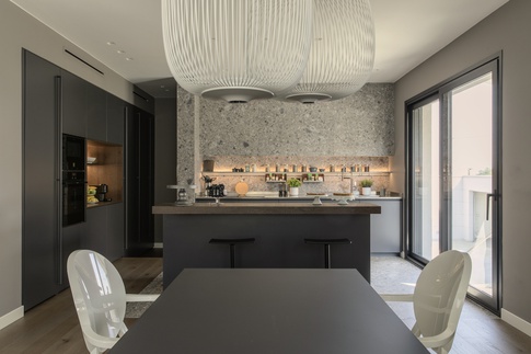 Cucina in stile contemporaneo di 40 di Arredamenti Marinoni Cucina in stile contemporaneo di 40 di Arredamenti Marinoni