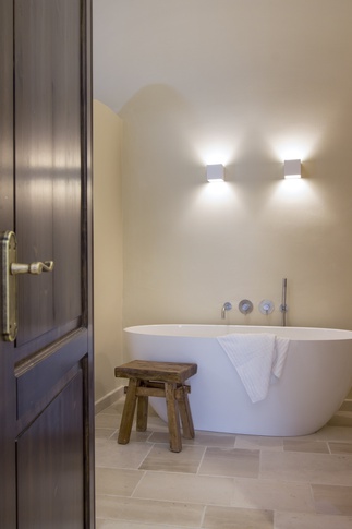 Bagno in stile mediterraneo di 8 di Ilaria Errigo Interior Design