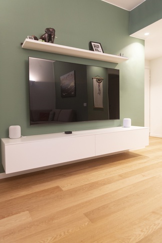 Open Space in stile contemporaneo di 25 di Serena Trentarossi Architetto