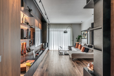 Ingresso in stile contemporaneo di 3 di MOB Architects