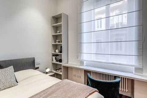 Camera da Letto in stile contemporaneo di 15 di MOB Architects