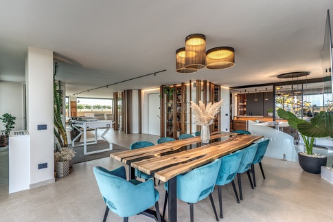 Open Space in stile moderno di 120 di MOB Architects Open Space in stile moderno di 120 di MOB Architects