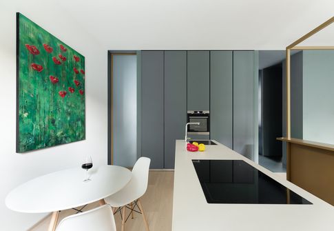 Open Space in stile minimal di 60 di MGK | Mohamed Keilani Studio
