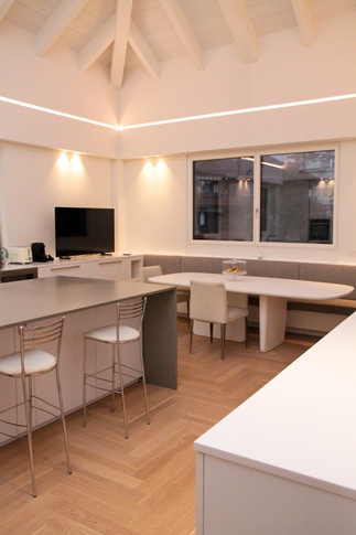 Cucina in stile contemporaneo di 30 di Easy Living