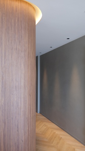 Ingresso in stile contemporaneo di 7 di Abitacolo Interni