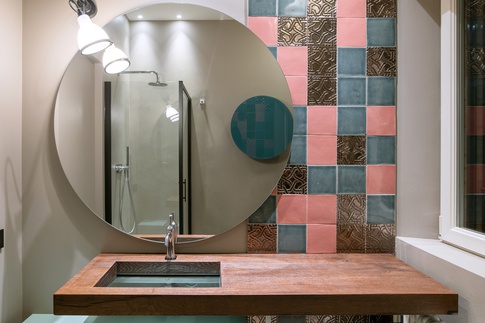 Bagno in stile contemporaneo di 11 di Abitacolo Interni