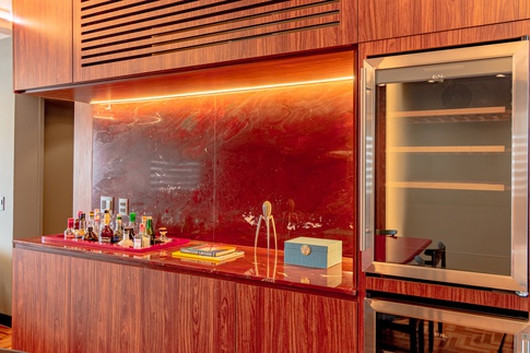 Soggiorno in stile contemporaneo di 80 di Guzlive Soggiorno in stile contemporaneo di 80 di Guzlive