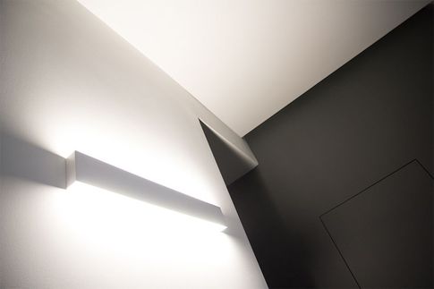 Soggiorno in stile contemporaneo di 36 di DOME studio Soggiorno in stile contemporaneo di 36 di DOME studio