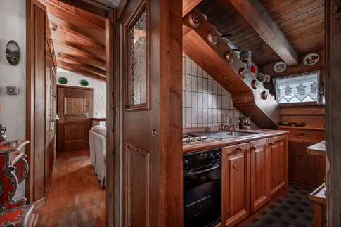 Cucina in stile contemporaneo di 10 di Nicoletta Zanella