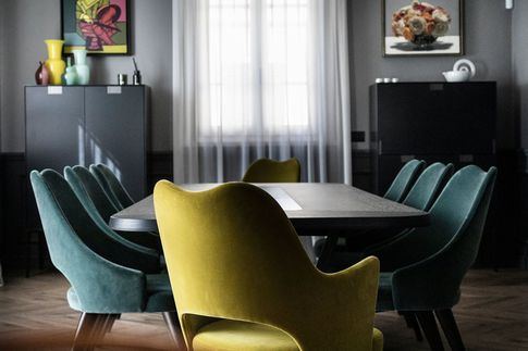 Sala da Pranzo in stile contemporaneo di 40 di Lorenzo Franzi | Fotografia