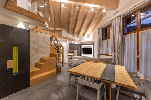 Open Space in stile glamour di 50 di Arredamenti Andalo