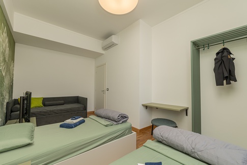 Camera da Letto in stile urban di 40 di Valentina Solera Architetto