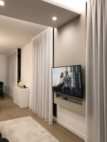 Open Space in stile moderno di 50 di Martina Fabbian Architetto