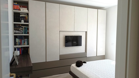 Camera da Letto in stile contemporaneo di 14 di Melissa Domenici Architetto
