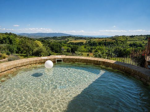 Giardino in stile rustico di 300 di Equus Architects