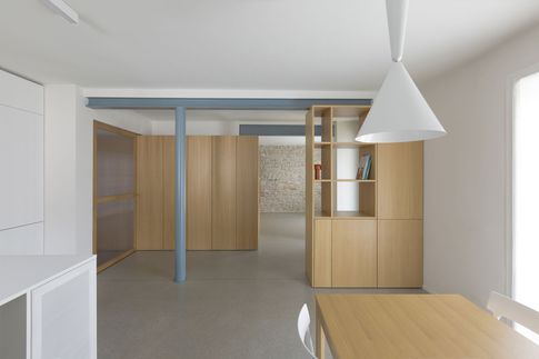 Open Space in stile contemporaneo di 48 di vianello gasparin progetti