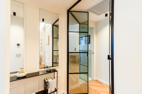 Open Space in stile contemporaneo di 23 di FCInteriorDesignStudio | Open Space in stile contemporaneo di 23 di FCInteriorDesignStudio |