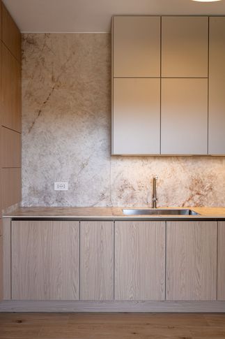 Open Space in stile moderno di 35 di riformae studio