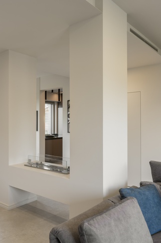 Open Space in stile contemporaneo di 100 di Carola Ribotta architetto Open Space in stile contemporaneo di 100 di Carola Ribotta architetto