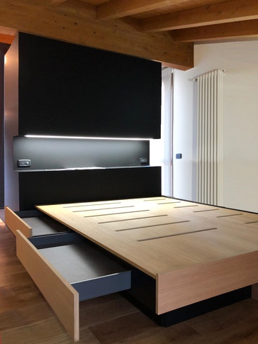 Open Space in stile moderno di 60 di SuMisura Architetti