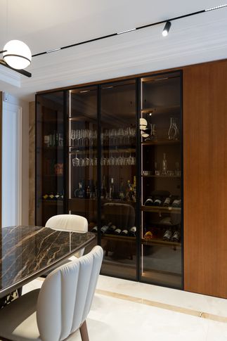 Soggiorno in stile contemporaneo di 25 di Salvatore Sito Interior Designer