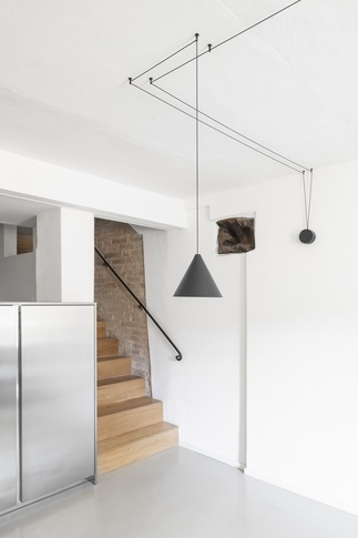 Open Space in stile contemporaneo di 50 di Studio A. Architetti