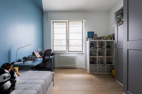 Cameretta Bambini in stile moderno di 11 di Annalisa Carli Architetto