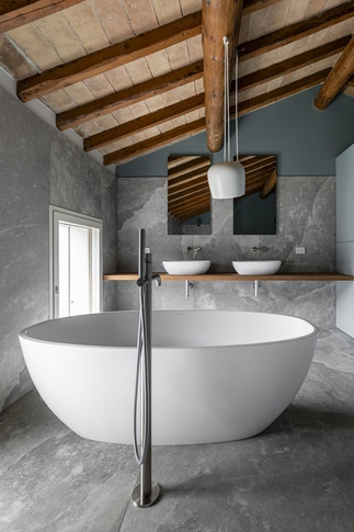 Bagno in stile contemporaneo di 20 di Andrea Benedetti Architetto