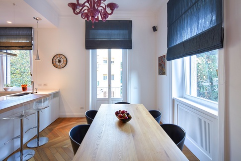 Cucina in stile contemporaneo di 35 di Gruppo Castaldi
