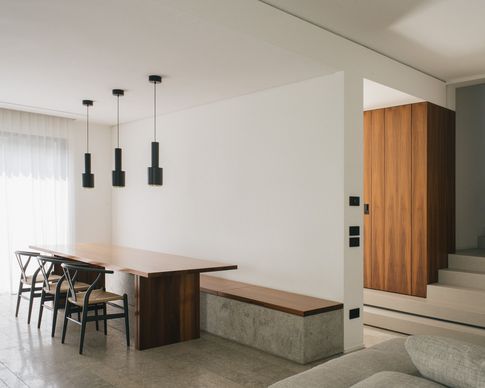 Sala da Pranzo in stile minimal di 20 di Didonè Comacchio Architects