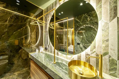 Bagno in stile contemporaneo di 20 di Salvatore Sito Interior Designer