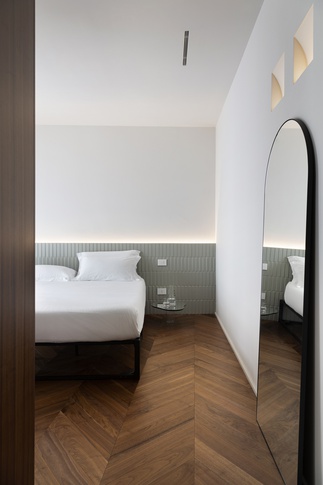 Camera da Letto in stile contemporaneo di 16 di Andrea Benedetti Architetto