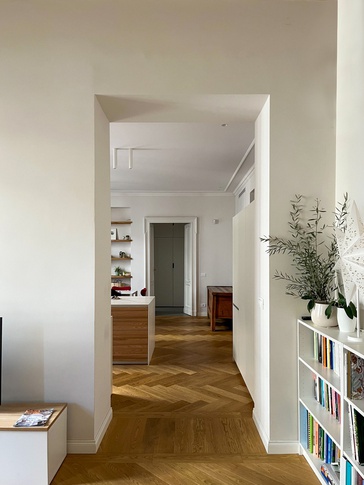 Ingresso in stile classico di 23 di Gambino Flamini | architetti