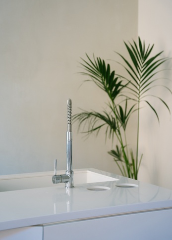 Cucina in stile contemporaneo di 40 di PERIMETRI studio